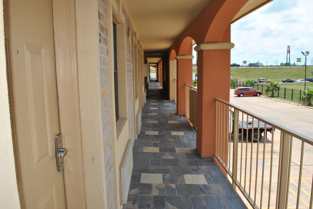 Executive Inn Brookshire Eksteriør billede